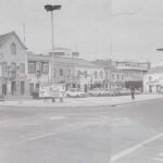 Foto preto e branco Peniche Antigo de Praça Jacob Rodrigues Pereira no último dia da primeira campanha eleitoral, em 24 de Abril de 1975