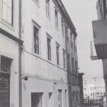 Foto preto e branco Peniche Antigo de Escolas na Rua Marquês de Pombal no século XX